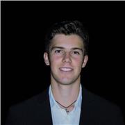 Laureato in Arti Visive all'Accademia di Belle Arti di Bologna offre lezioni in Storia dell'arte e in Disegno